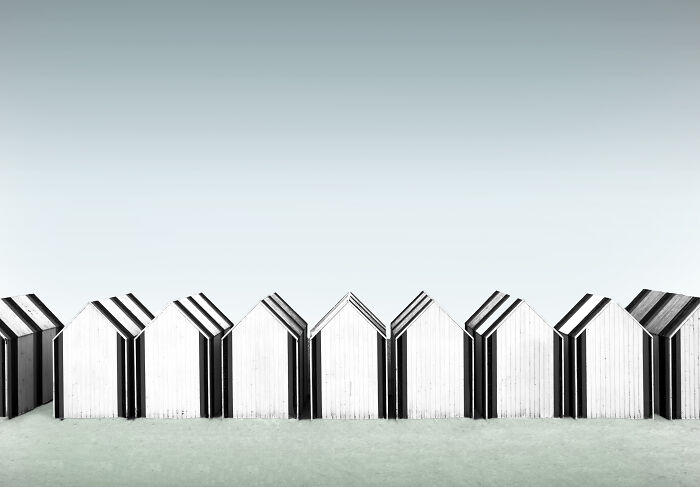 Beach Huts © Mitchell Anolik