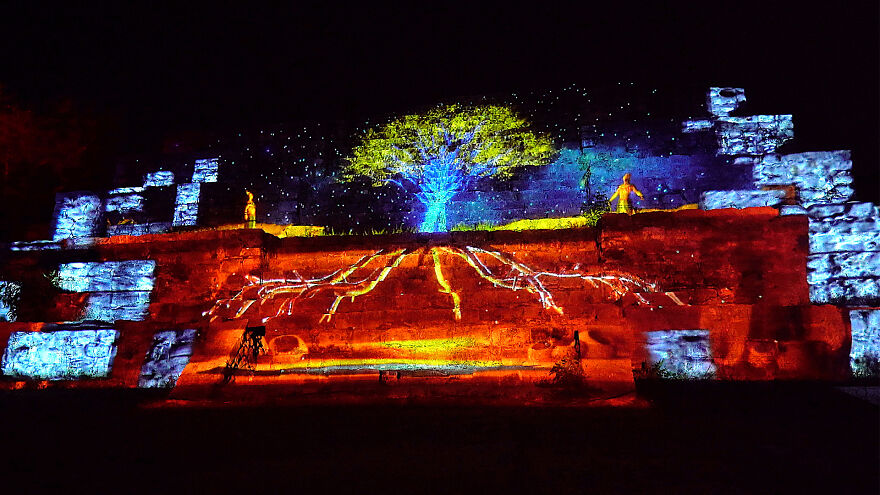 Maizz Visual Estudio Designs And Produces Pasos De Luz: An Audiovisual Night Experience At The Mayan Ruins Of Dzibilchaltun, Yucatan Maizz Visual Estudio Designs And Produces Pasos De Luz: An Audiovisual Night Experience At The Mayan Ruins Of Dzibilchaltun, Yucatan