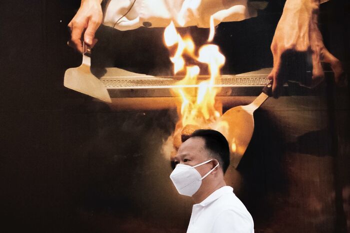 35 Lucky Accidents Captured By Street Photographer Edas Wong (New Pics)