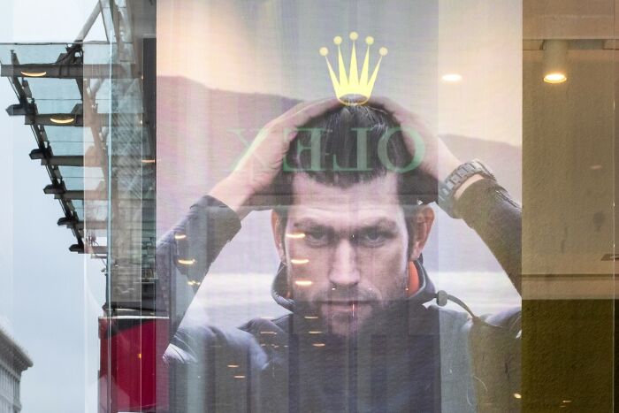 35 Lucky Accidents Captured By Street Photographer Edas Wong (New Pics)