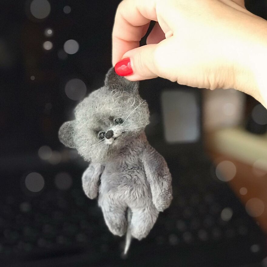 This Russian Artist Creates Wool Animals That Look So Real We Wouldn't Be Surprised If They Come To Life (New Pics)