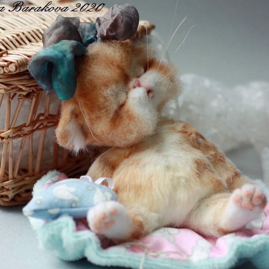 This Russian Artist Creates Wool Animals That Look So Real We Wouldn't Be Surprised If They Come To Life (New Pics)