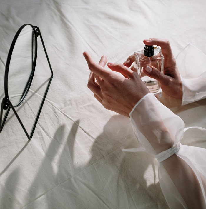 "Am I The Jerk For Asking My MIL To Leave Our Wedding Because Her Perfume Was Bothering Me?"