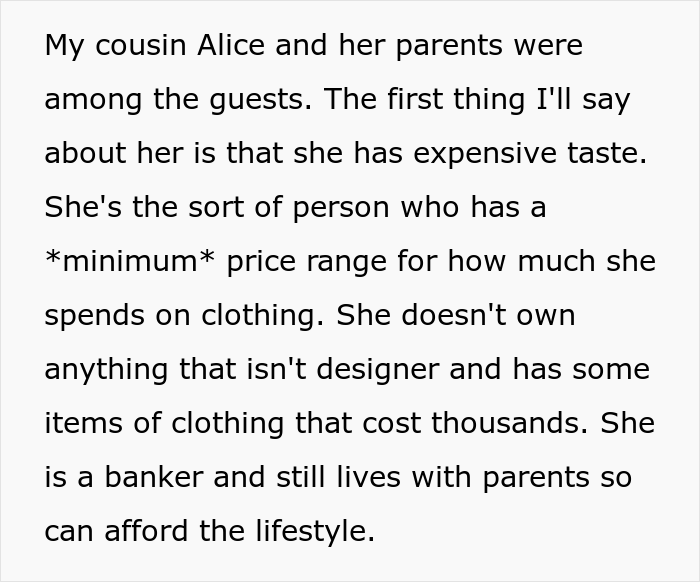 Baby Vomits On A £1,800 Top, Mom Refuses To Pay For It, People Are Divided Over Who's Right Baby Vomits On A £1,800 Top, Mom Refuses To Pay For It, People Are Divided Over Who's Right