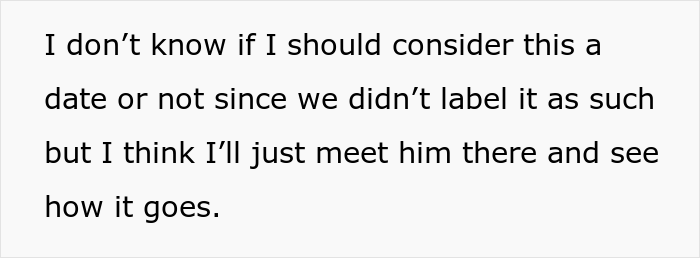 Woman Slams Waitress For Wearing &ldquo;Too Much&rdquo; Makeup To Look &ldquo;Easy&rdquo;, Gets Ghosted By Her Date