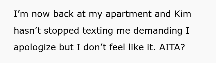 Woman Slams Waitress For Wearing &ldquo;Too Much&rdquo; Makeup To Look &ldquo;Easy&rdquo;, Gets Ghosted By Her Date