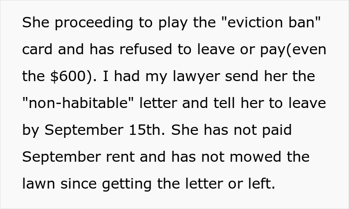 Unpaying Tenant Doesn&rsquo;t Want To Leave Her Trailer So The Landlord Decides To &ldquo;Move In&rdquo; To Make Her Leave