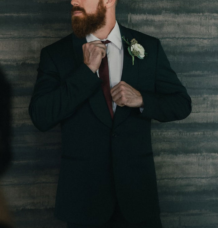 “The Police Arrived, Saw The Scale Of The Brawl And Called For Backup”: 30 Of The Most Shocking And Inappropriate Things People Witnessed At Weddings