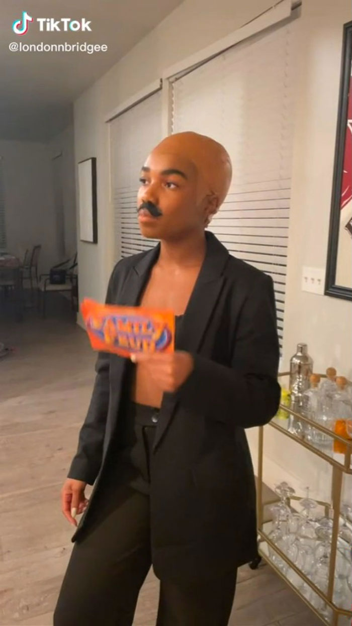 Steve Harvey sexy 