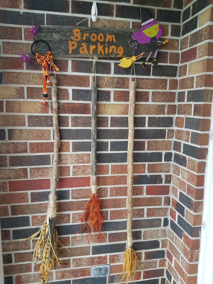 Broom Parking
