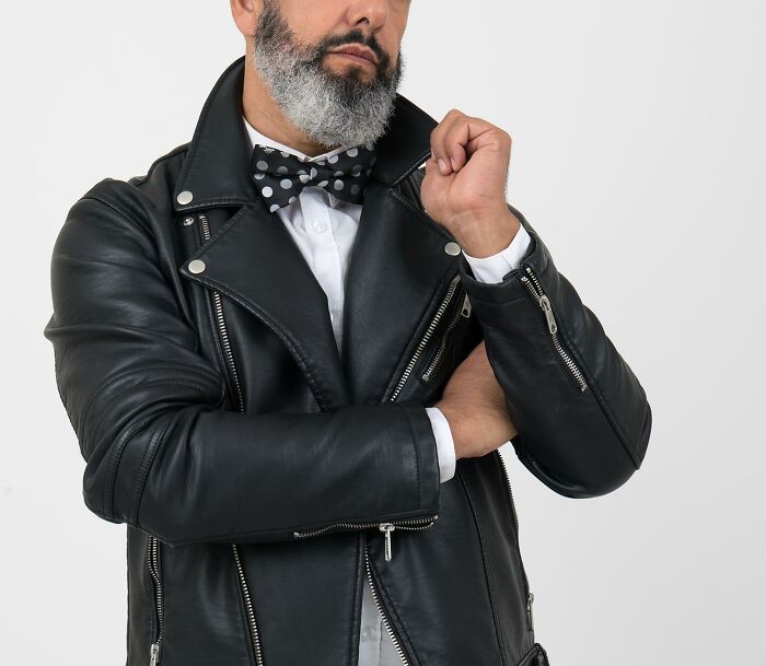 “What’s The Darkest Secret You Found Out About A Family Member?”: 35 People Share Heavy Stories