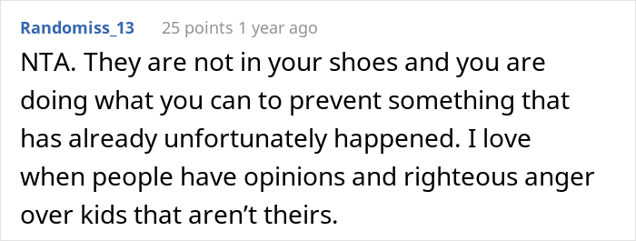 Comment discussing the mom of twins giving son a medical tattoo for health reasons, with differing opinions.