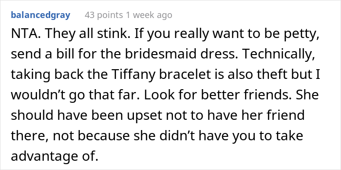 This Woman Is Told She's No Longer A Bridesmaid And Has To Take Pictures Instead, So She Just Leaves The Wedding This Woman Is Told She's No Longer A Bridesmaid And Has To Take Pictures Instead, So She Just Leaves The Wedding