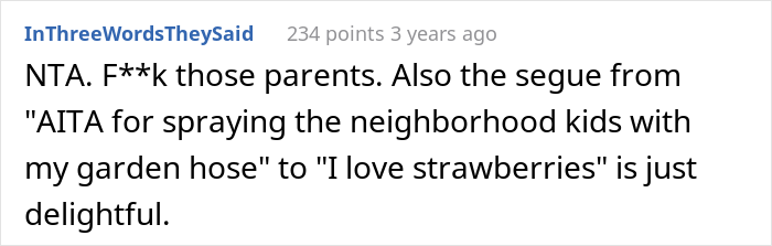 "None Of Them Were Willing To Apologize For Their Children's Actions": Guy Sprays Thieving Kids With Garden Hose