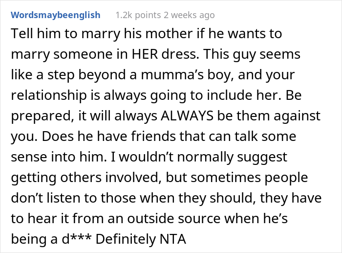 Man Returns His Fiancée’s Wedding Dress To Respect His Mom’s “Vision”, Gets Screamed At Man Returns His Fiancée’s Wedding Dress To Respect His Mom’s “Vision”, Gets Screamed At