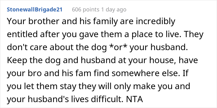 Niece Complains That Service Dog Is Making Her Uncomfortable, Her Aunt Refuses To Get Rid Of It, Starts Family Drama Niece Complains That Service Dog Is Making Her Uncomfortable, Her Aunt Refuses To Get Rid Of It, Starts Family Drama