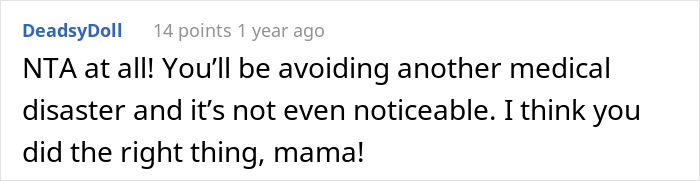 Reddit comment supporting mom&rsquo;s decision for son's medical tattoo, praising her for avoiding a medical disaster.
