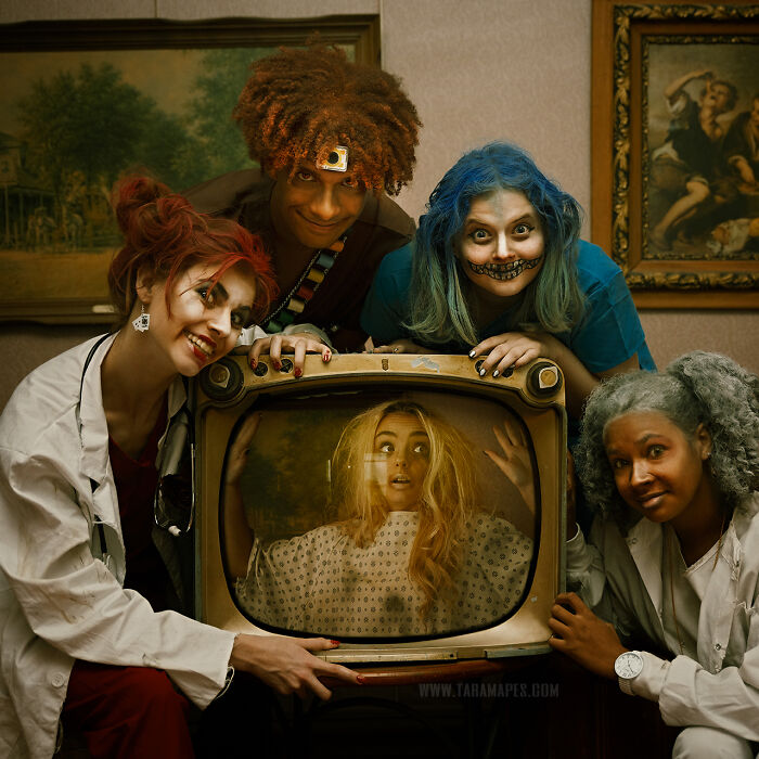 What If Alice Was Really Insane? I Went To An Old Asylum And Created A Photoshoot To Tell A Different Story About Alice And Her “Wonderland” (23 Pics)