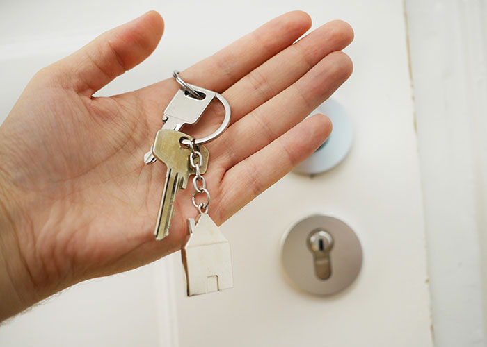 Landlord Wonders If They Were Wrong To Evict Family Of 8 After 22 Years After They Get Blasted All Over Social Media