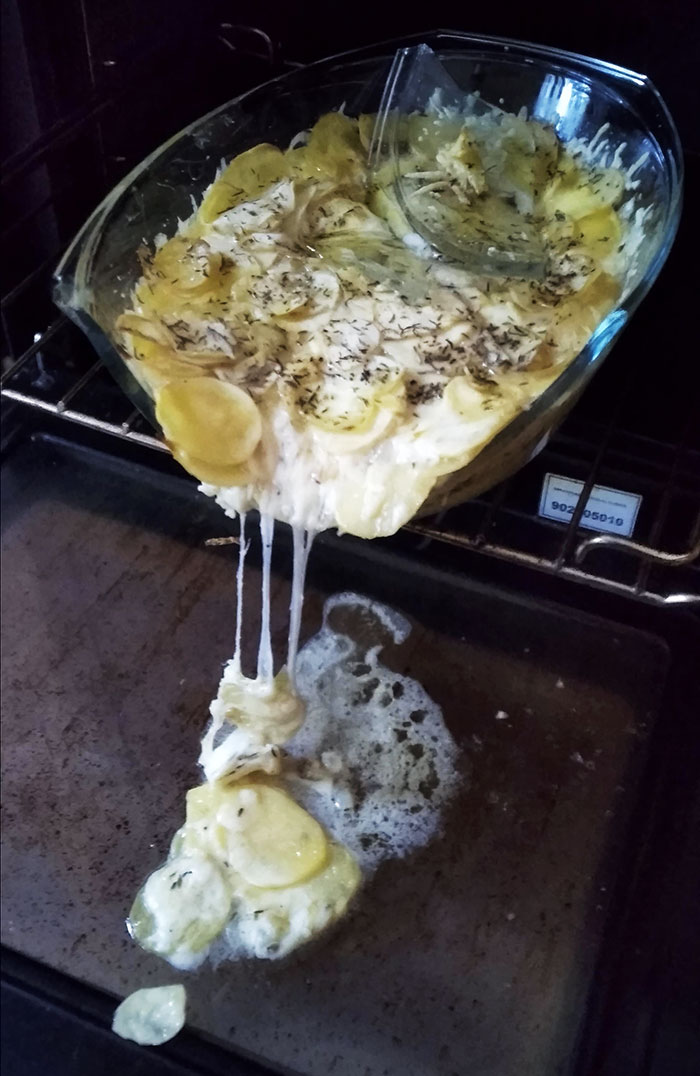 I Baked Potatoes With Emmentaler And Cheddar Sprinkled With Glass Shards