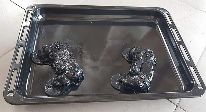 Los puse en el horno a propósito para esconderlos de los niños. Me olvidé de ellos