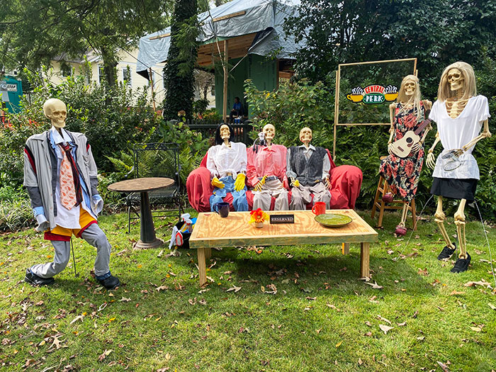 Halloween Decorations In My Neighborhood