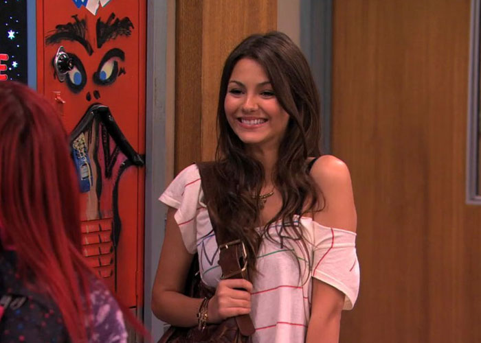 People Are Sharing TV Main Characters That They Just Couldn't Stand, And Here're 30 Of The Most Hated Ones