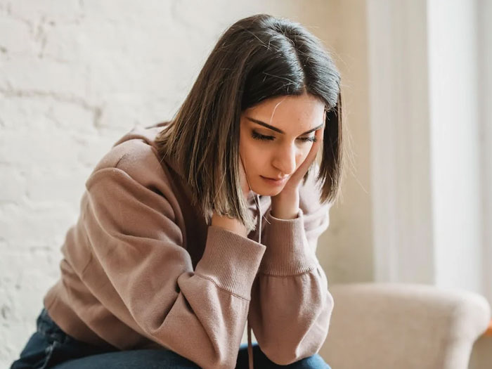 Single Mom Asks If She’s A Jerk For Refusing To Fix Babysitter’s Laptop After Her Kid Broke It Single Mom Asks If She’s A Jerk For Refusing To Fix Babysitter’s Laptop After Her Kid Broke It