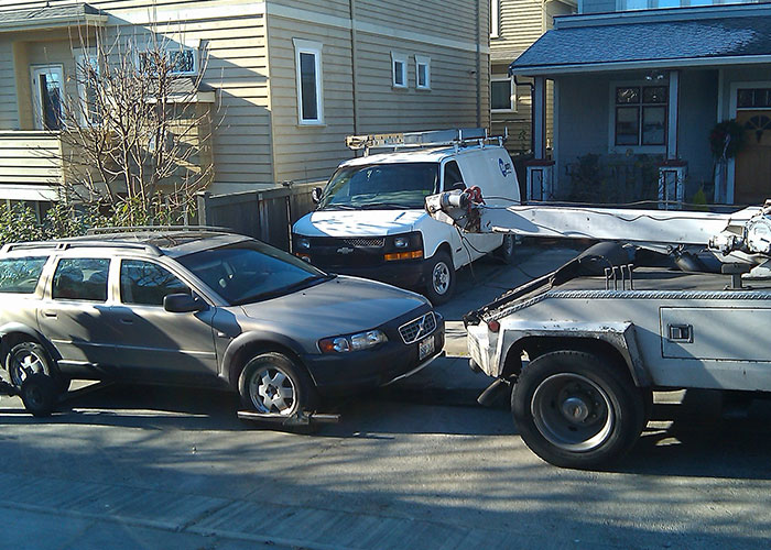 Tenant&rsquo;s Car Keeps Getting Towed Away For No Reason, He Presses Charges Against His Two Landlords And Basically Ruins Their Lives