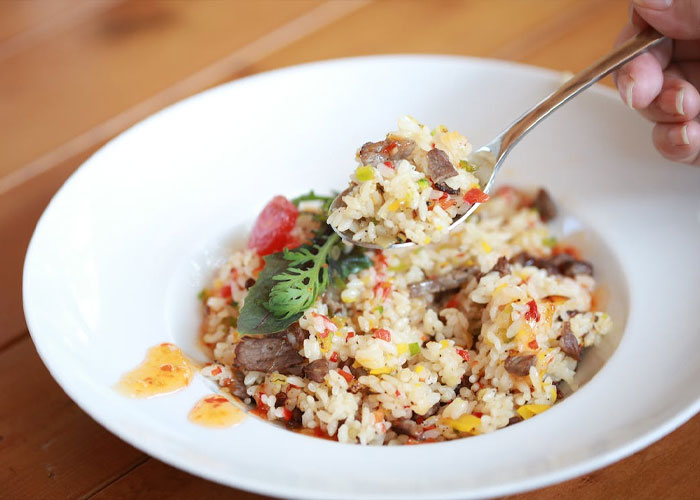 30 Dishes People Should Stop Ordering, As Revealed By Restaurant Workers Online