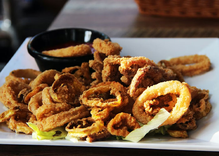 30 Dishes People Should Stop Ordering, As Revealed By Restaurant Workers Online