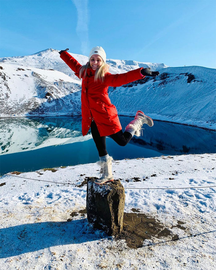 Man Breaks Up With This Woman The Day Before Their Wedding, But She Still Goes On The Honeymoon, Sells Her Rings And Their House Man Breaks Up With This Woman The Day Before Their Wedding, But She Still Goes On The Honeymoon, Sells Her Rings And Their House