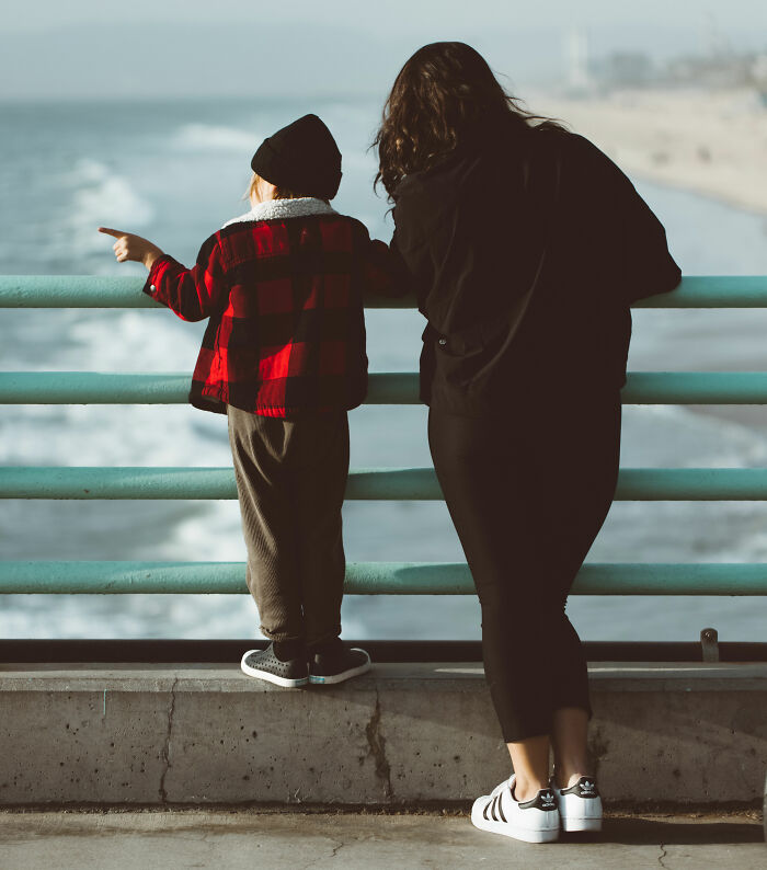 Lessons People Learned From Their Parents On What Not To Do With Your Own Kids: 35 Stories Shared By Our Community