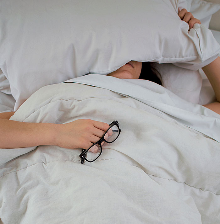 "It Is Driving Me Insane": Person Asks Neighbors To Stop Running Loud Dryer At Night So They Can Sleep, They Start Running It All Day Every Day Instead