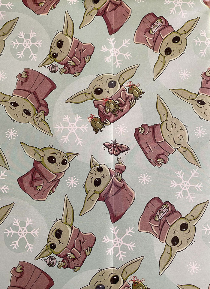 Wrapped A Gift And Accidentally Lined Up The Cut-Off Edge Perfectly