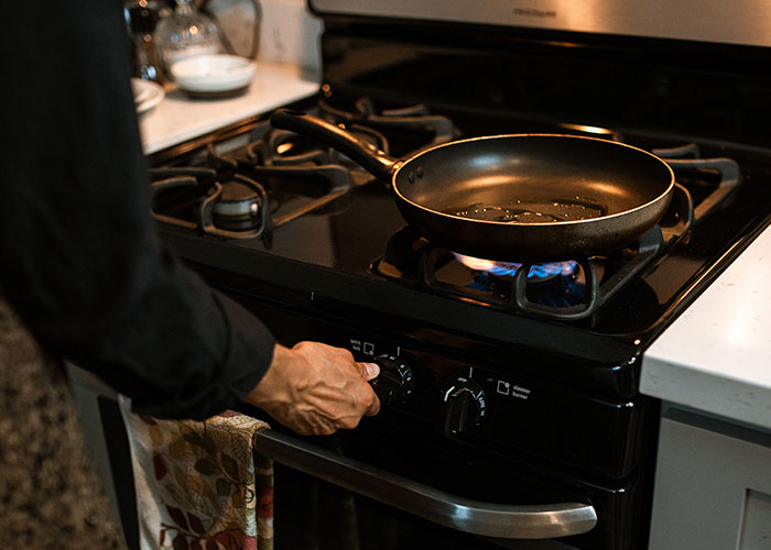 "False Frugalities": 45 Examples Of People Trying To Save But Actually Losing Money