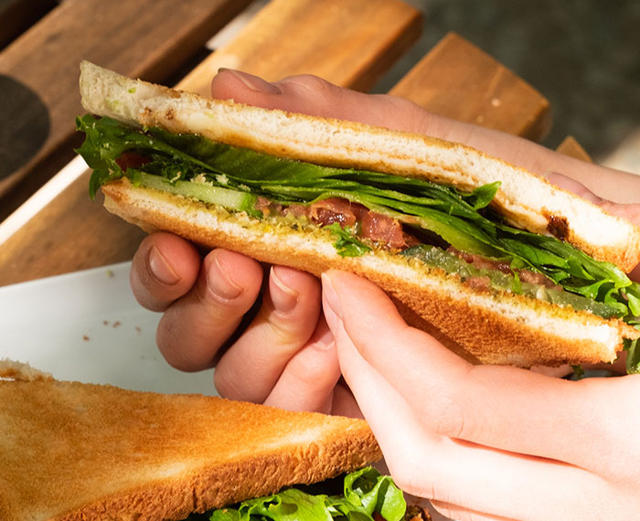 “What Is Your Favorite Meal Or Snack That No One Understands?”: 30 People Share Their Beloved But Weird Food Combos