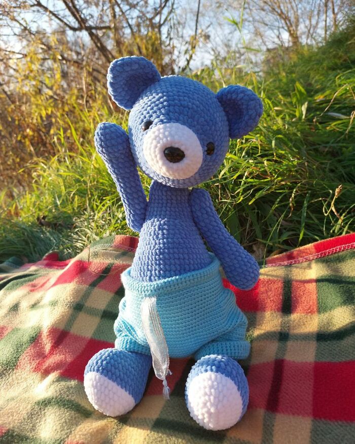 Me And My Little Friends Having Fun Outdoors (8 Pics)