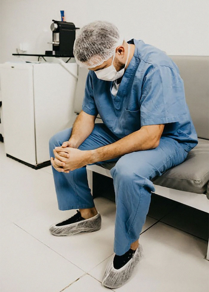 30 Of The Best ‘It Doesn’t Work Like That’ Tales Shared By Representatives Of Different Professions