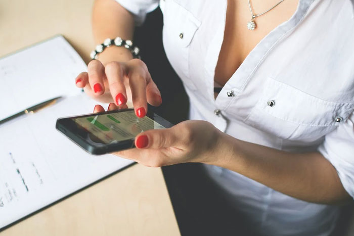 40 Times Men Did Something So Annoying, It Made Women Ghost Them Instantly