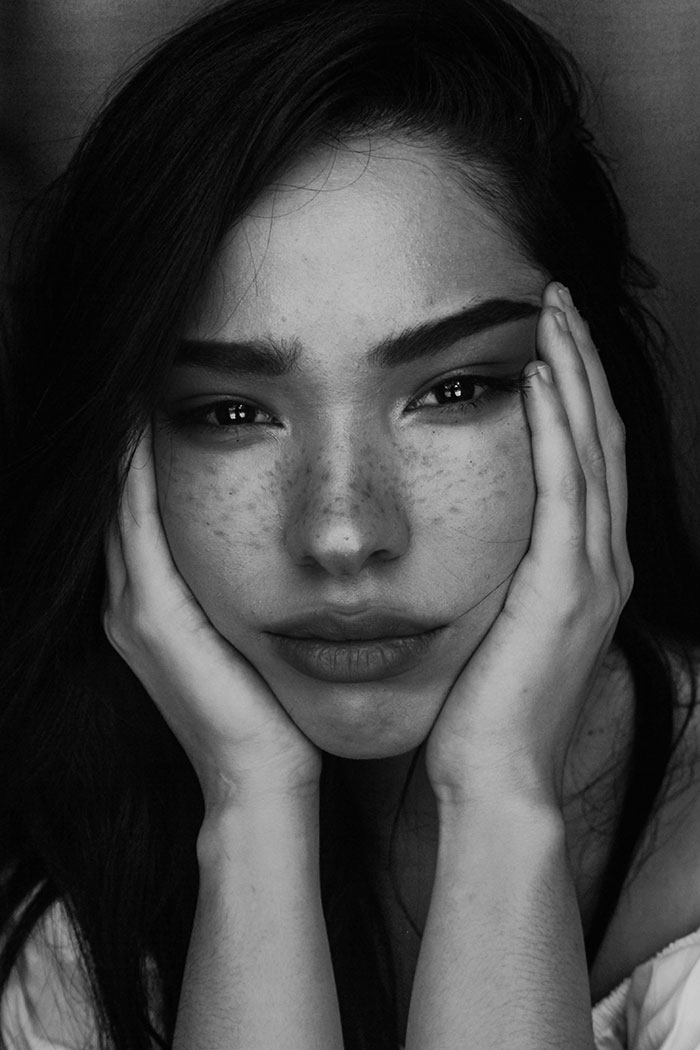 Black and white picture of woman looking