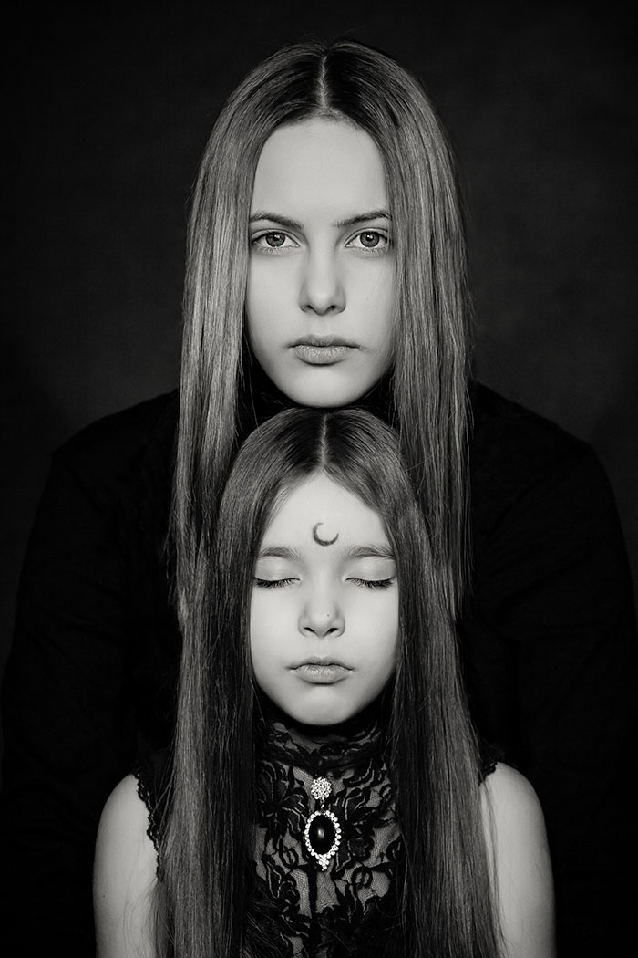 Picture of woman and sister