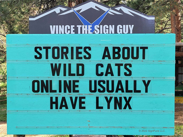 Indian Hills Community Sign