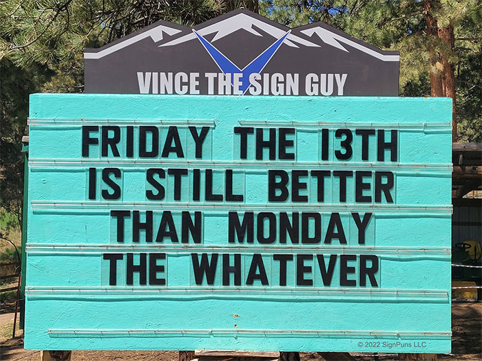 Indian Hills Community Sign