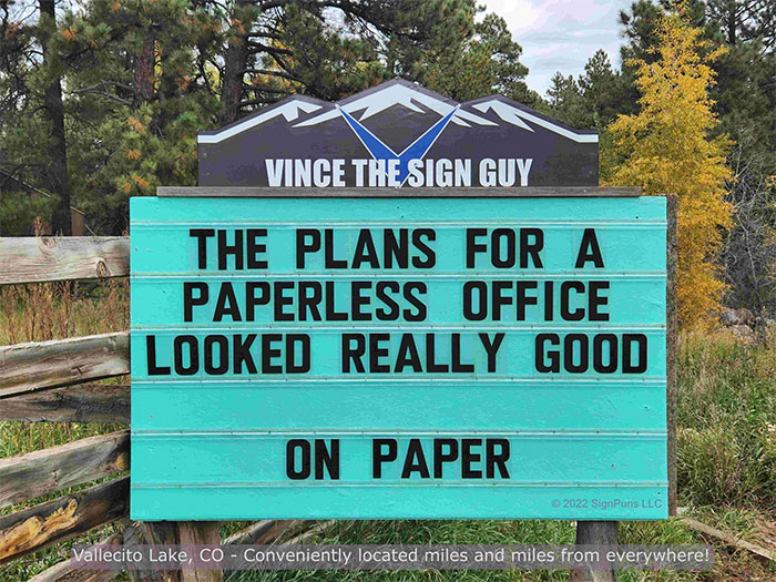 Indian Hills Community Sign