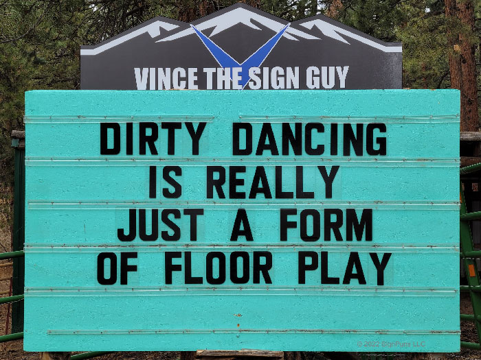 Indian Hills Community Sign