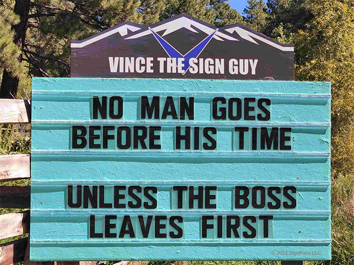 Indian Hills Community Sign