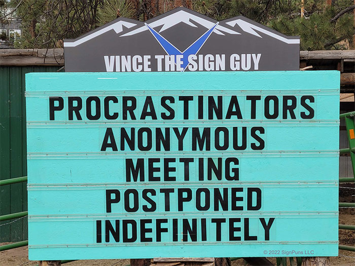 Indian Hills Community Sign