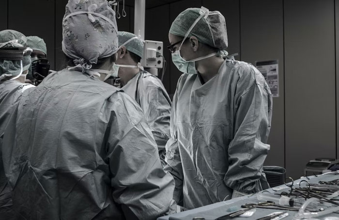 “What Is The Most Terrifying Thing To Happen To You In A Well-Lit And Populated Place?”: 30 People Tell Some Terrifying Stories