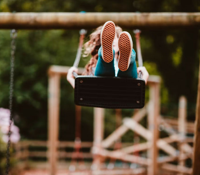 “What Is The Most Terrifying Thing To Happen To You In A Well-Lit And Populated Place?”: 30 People Tell Some Terrifying Stories